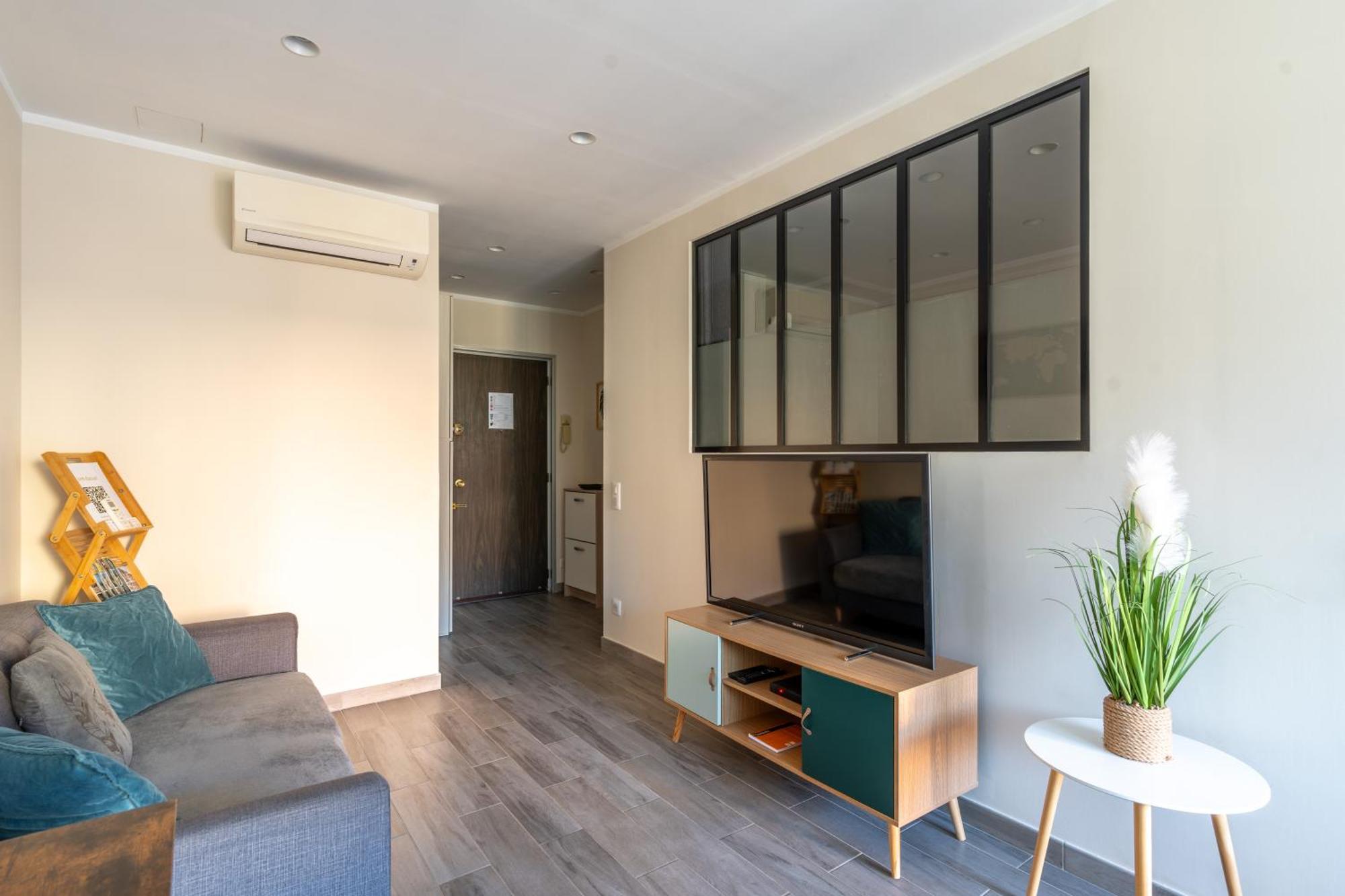 Fabuleux Appartement 2 Personnes Au Coeur De Menton, Climatise Et Proche Gares Routiere Et Sncf Eksteriør bilde