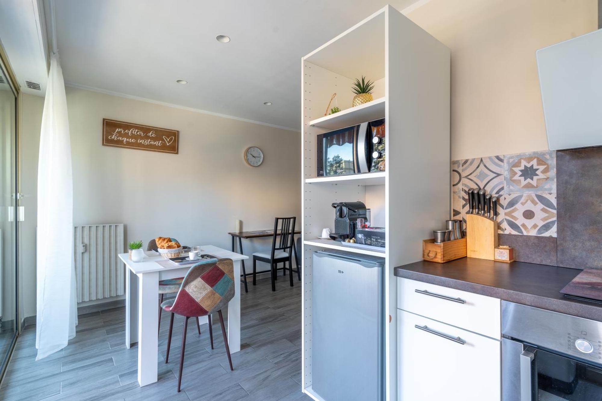 Fabuleux Appartement 2 Personnes Au Coeur De Menton, Climatise Et Proche Gares Routiere Et Sncf Eksteriør bilde
